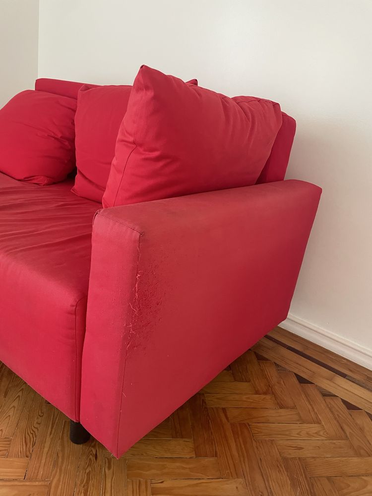 Sofá vermelho 2 lugares