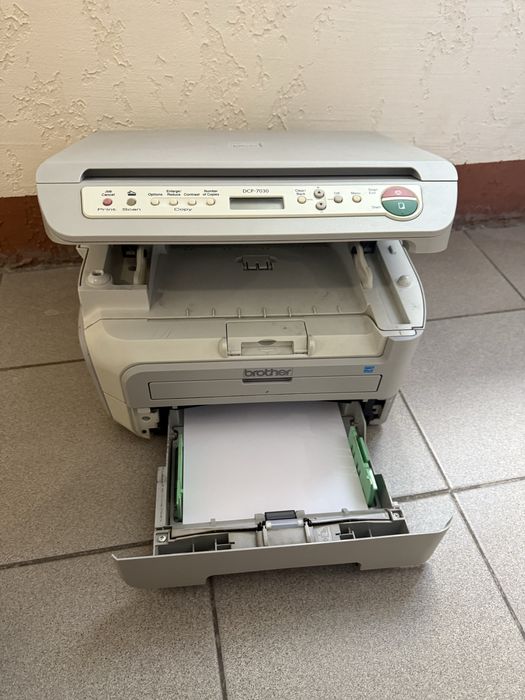 Принтер сканер Brother DCP-7030