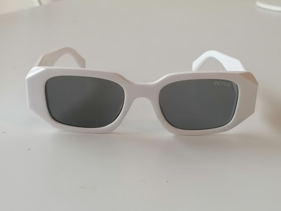 Óculos de Sol - Marca OCYCO