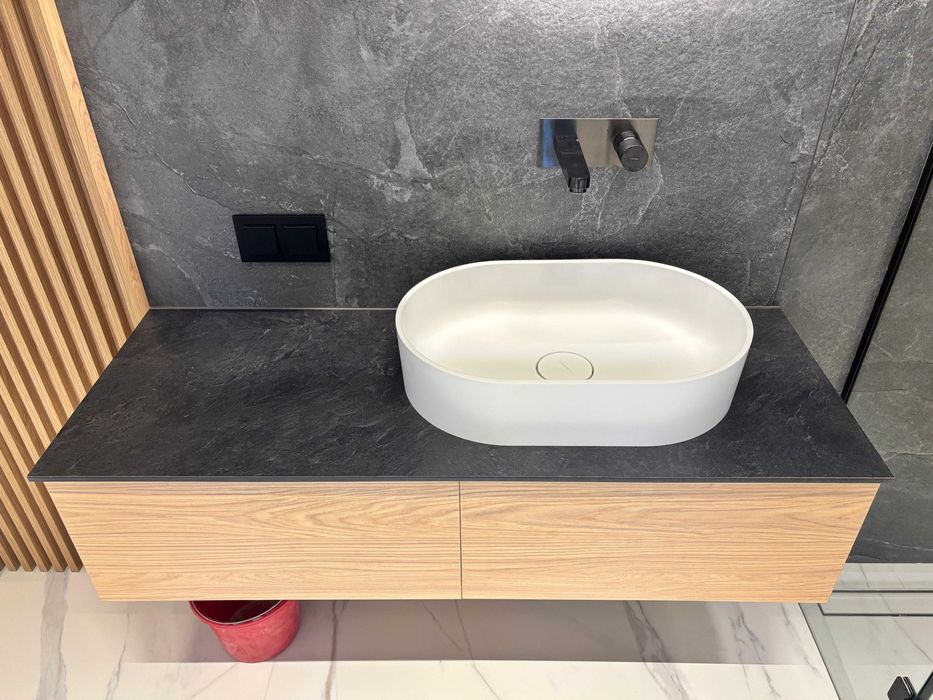 Płyta kompaktowa Alvic z czarnym rdzeniem,blat, hpl 240cmx70cm/10mm