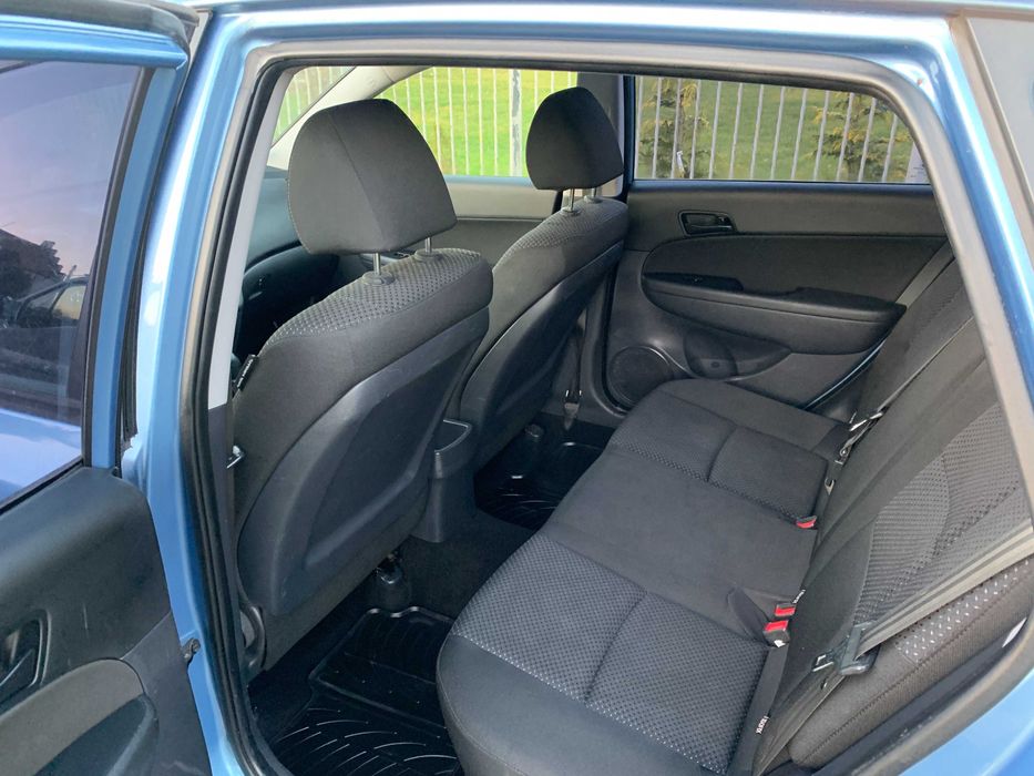 HYUNDAI i30 2011r. // 1.4 / 109 KM // Bezwypadkowy // 1 właściciel //