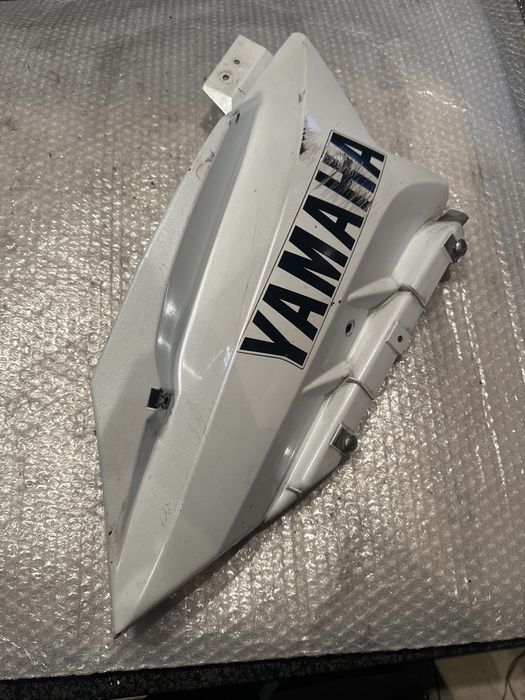Owiewka lewa dolna pług yamaha yzf r 125 V277