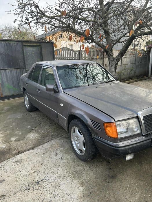 Продам машину мерседес