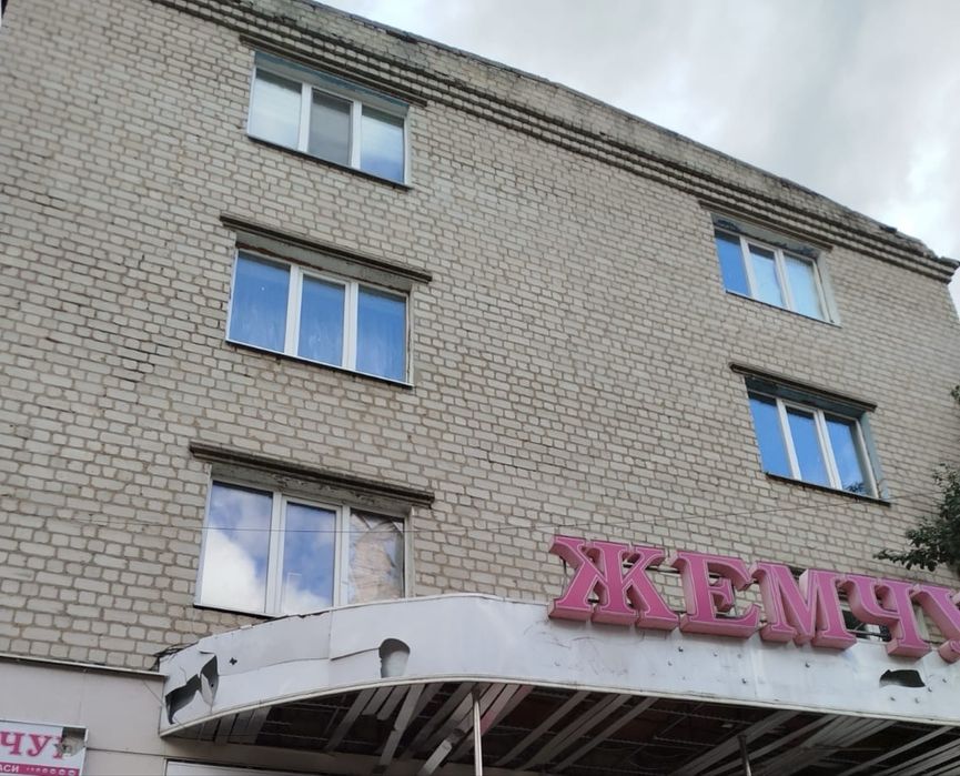 Продам двокімнатну квартиру центр