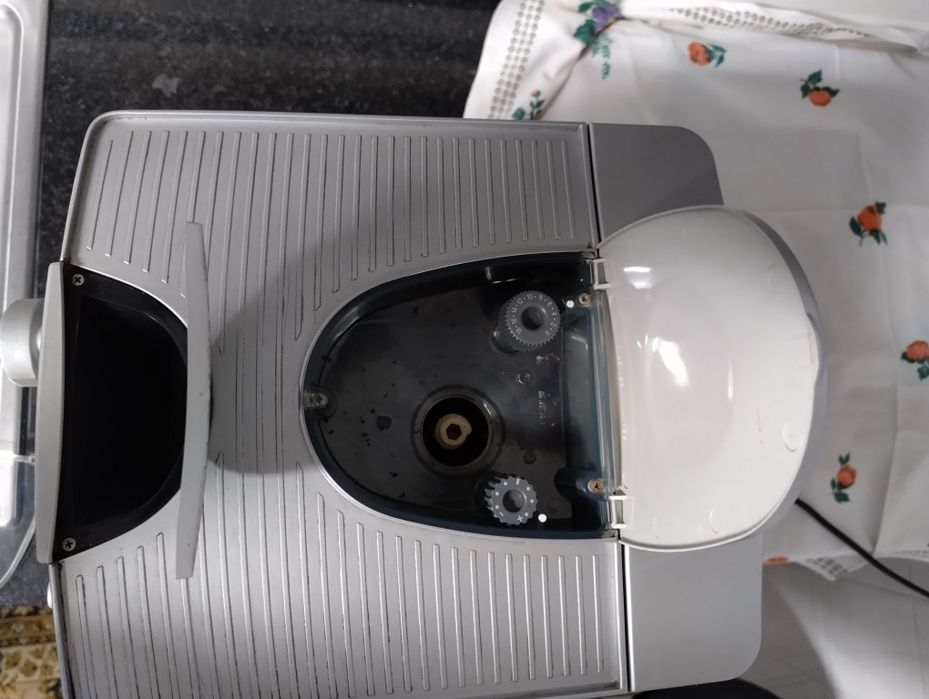 Máquina de café Saeco Incanto automática