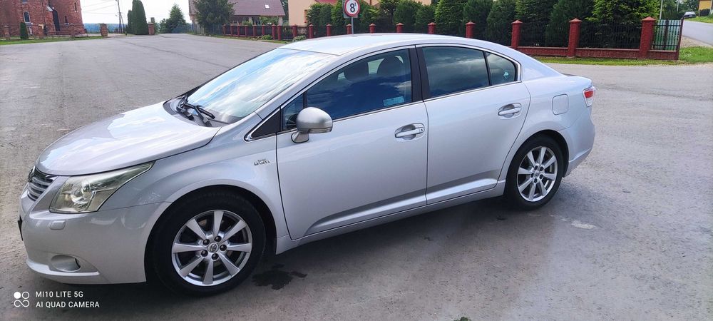 Toyota avensis T-27 2.2 d-cat bezwypadkowy salon Polska
