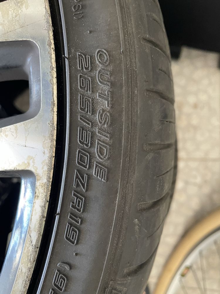 Jantes 19 Com 2 Pneus semi-novos 265/30/19
