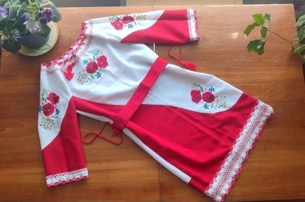 Шикарне вишите плаття 42р - XS стан нового