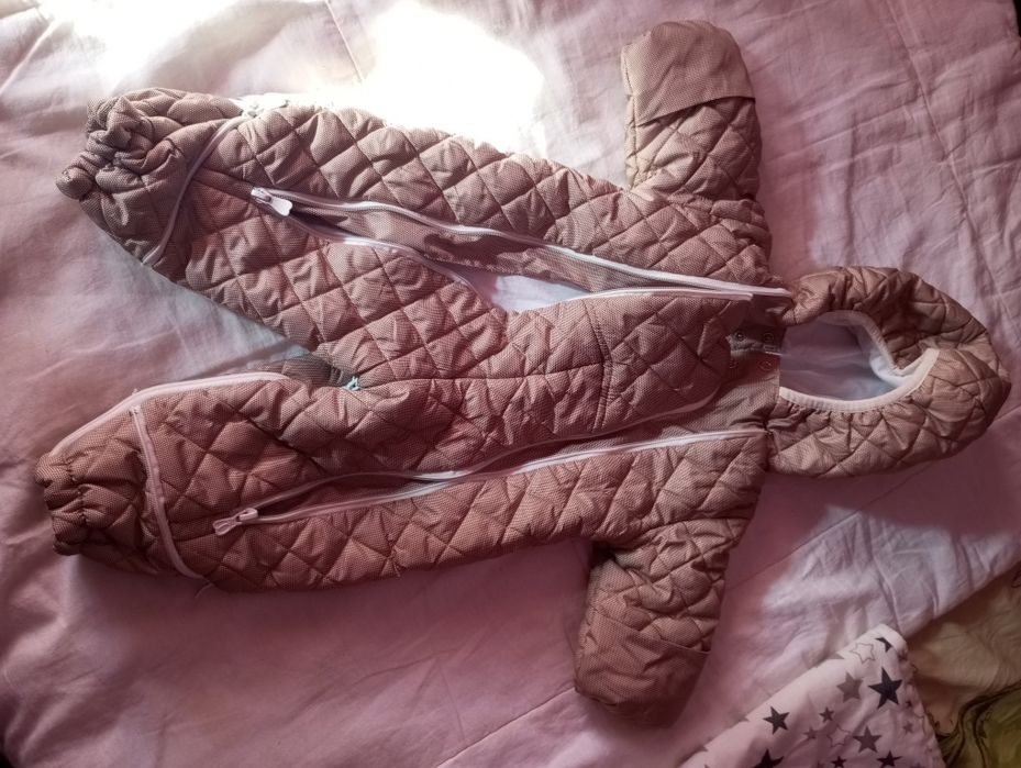 Продам дитячі комбінезони