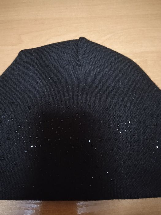 Шапка жіноча нова