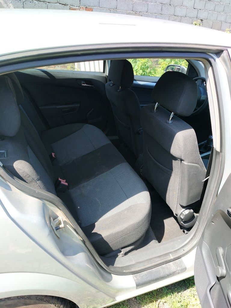 Opel Astra H 1.7CDTI
