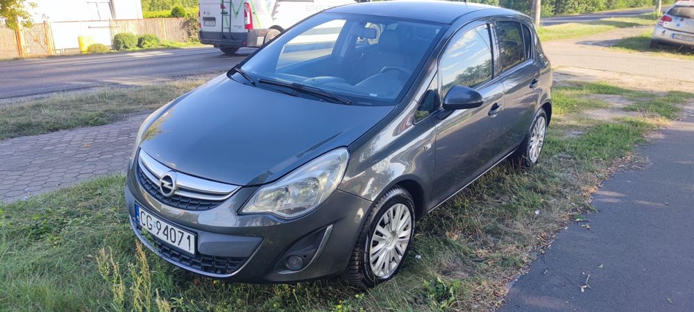 OPEL CORSA 2011r zarejestrowana ,opłaty PROMOCJA
