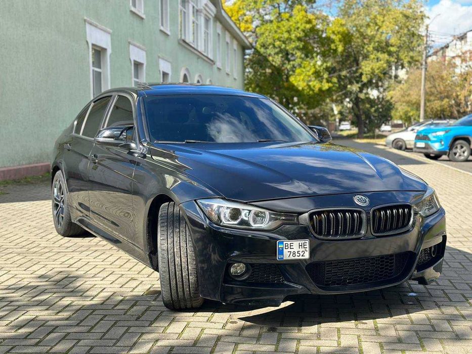 Bmw f30 328i  топова комплектація