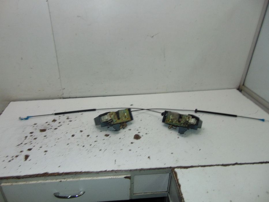 Ford Puma fechos das portas