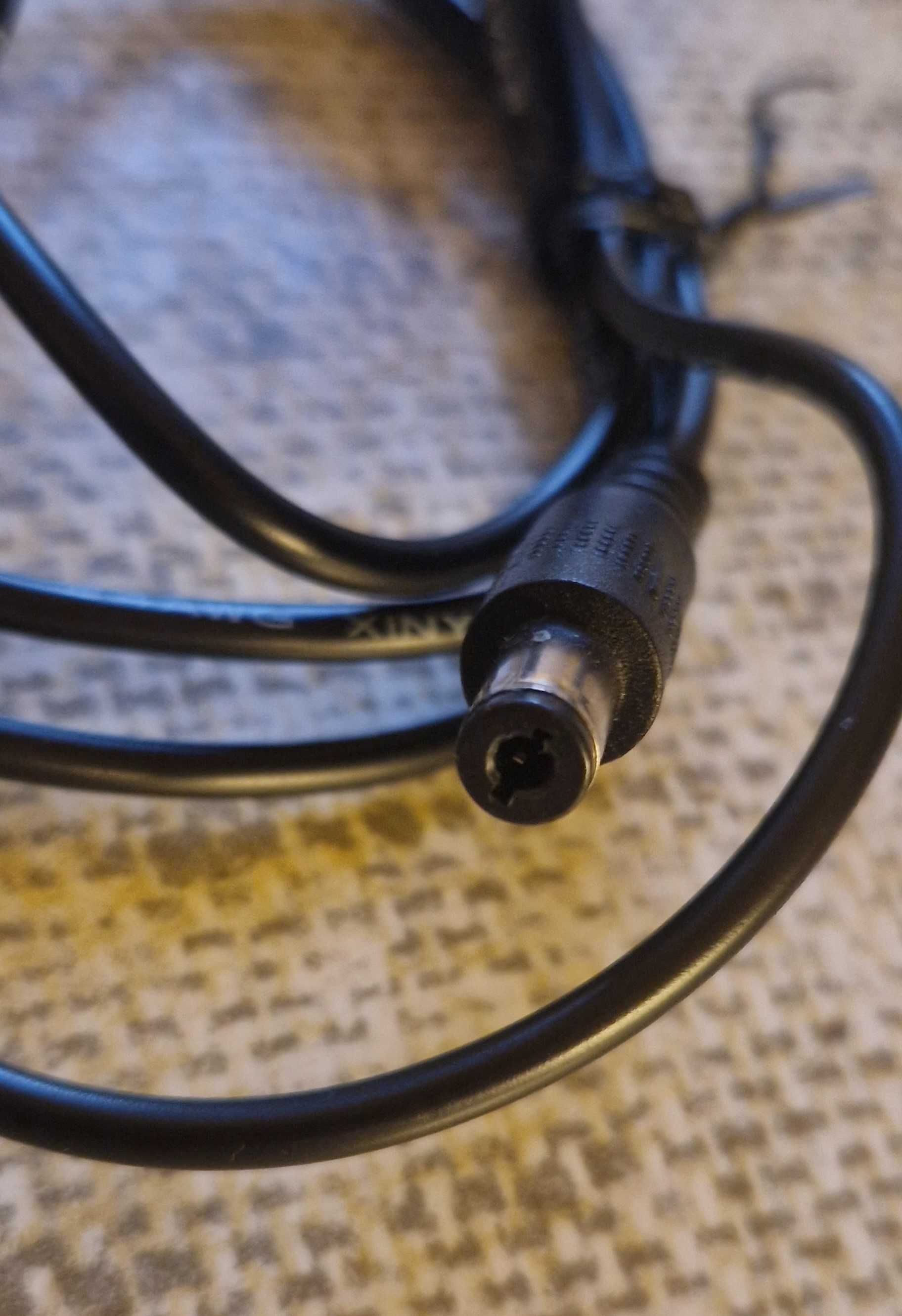 Adaptery-kable,wtyki bolcowe do zasilania elektroniki z ładowarki USB