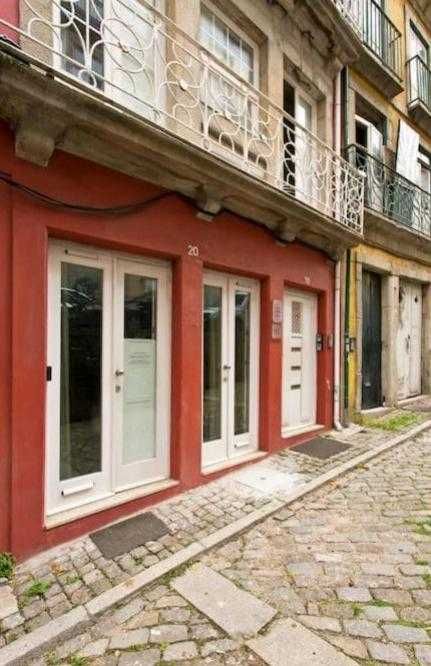 T0 na Ribeira com Licença de Alojamento Local – 30m²