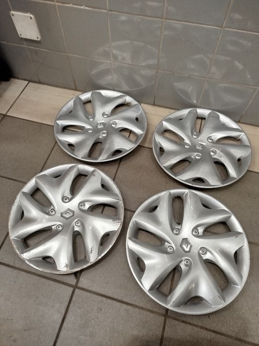 Orginalne Kołpaki Renault R15 komplet stan bdb.