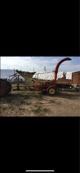 Продам New Holland - 715