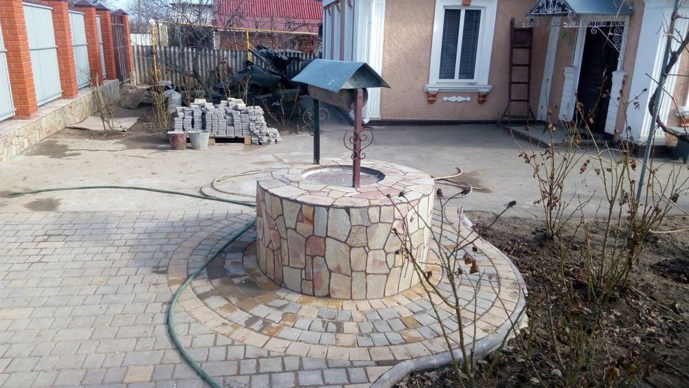 Природній камінь-Всі види робіт з каменем(цоколь,доріжки,відкоси,крини