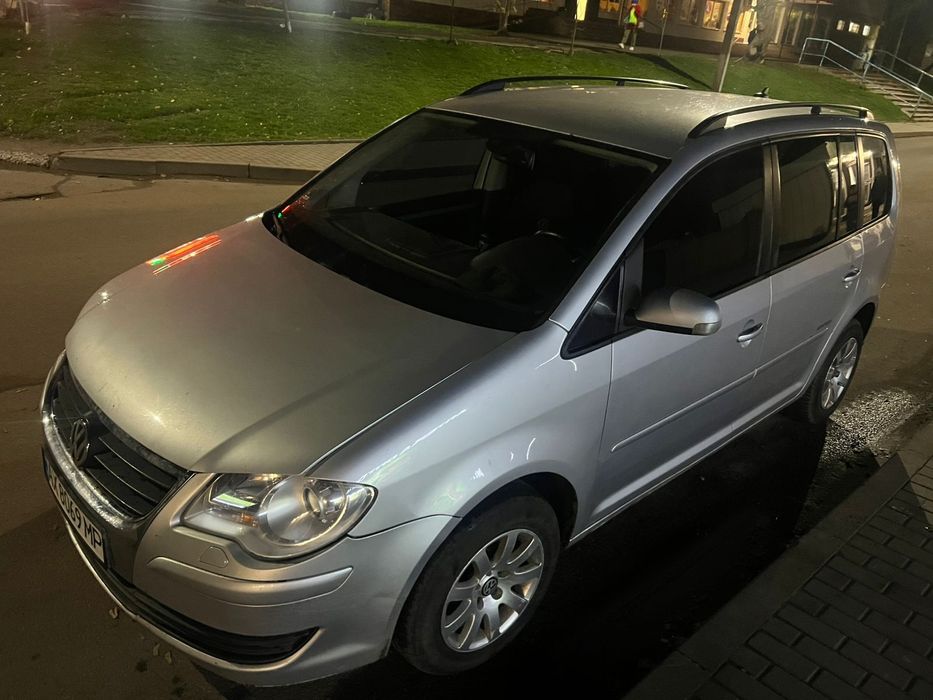 Фольцваген тоуран