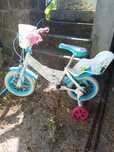 Bicicleta de criança usada