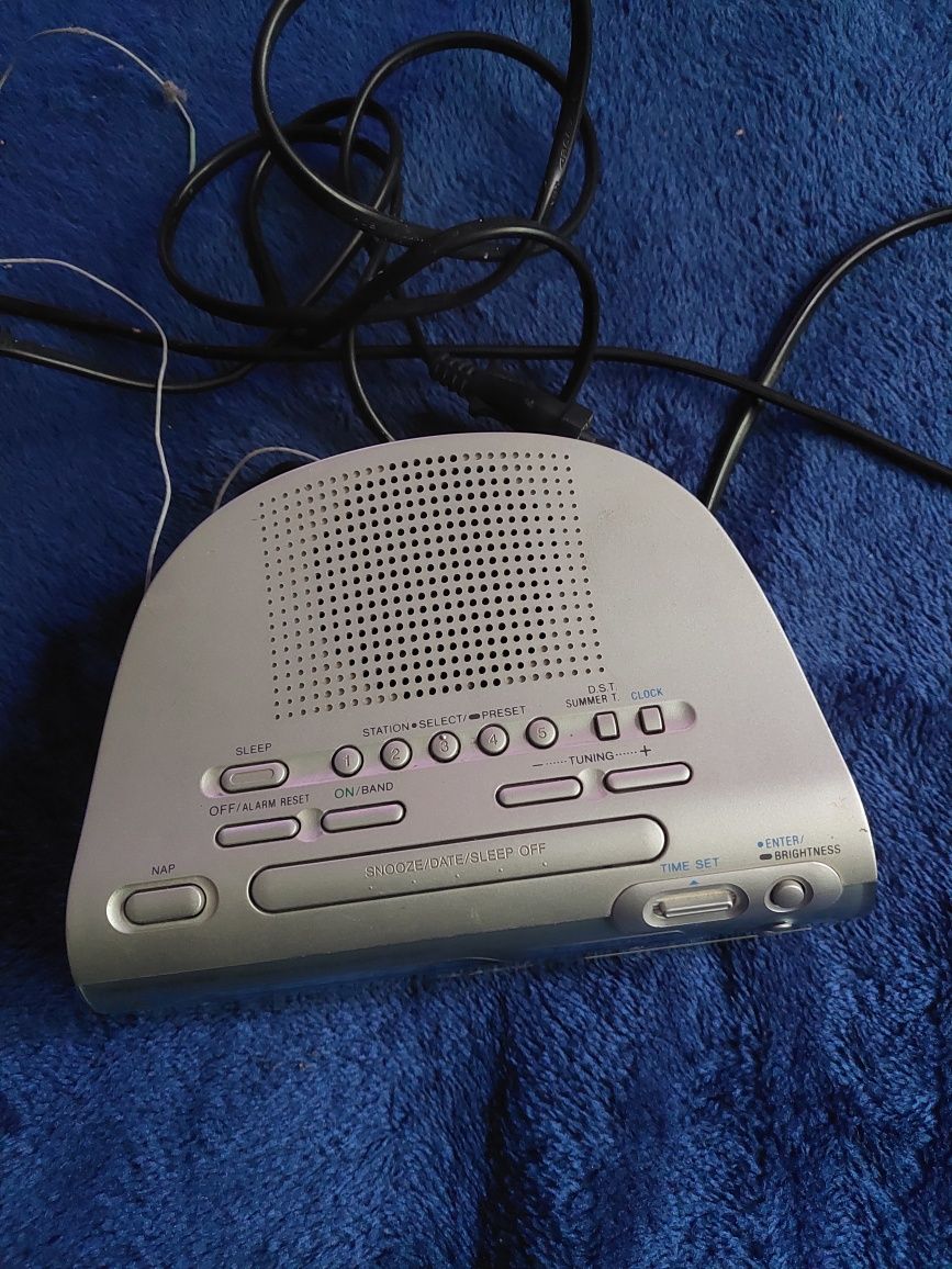 Radio Sony LCF-C273L