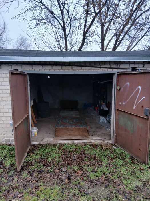 Продам гараж в районе обувной фабрики