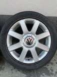 Koła r17 wraz z oponami zimowymi. Koła z volkswagen golf 5