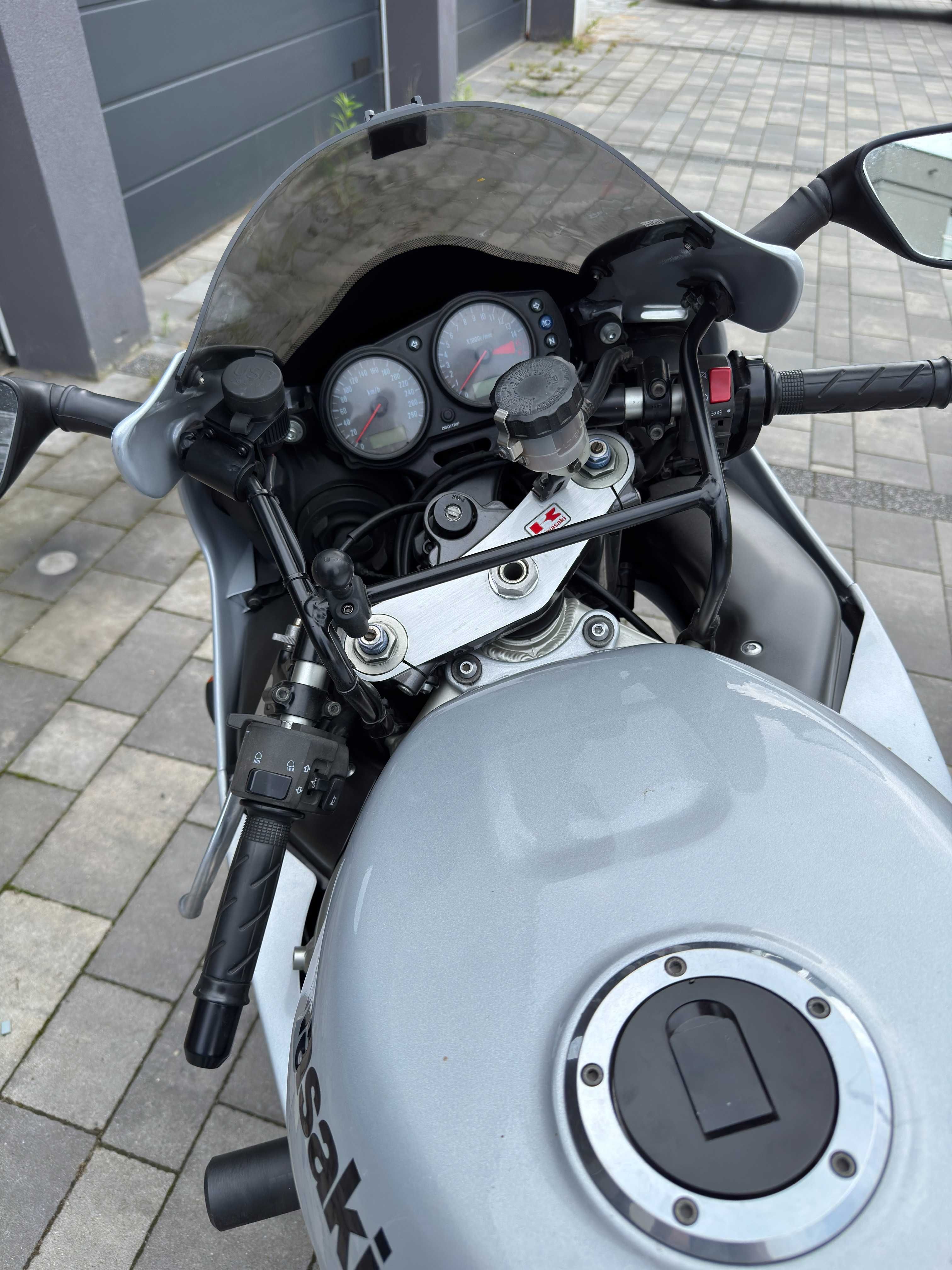 Motocykl Kawasaki Ninja ZX-6R 600, 2000r., 76360 przebiegu CHORZÓW