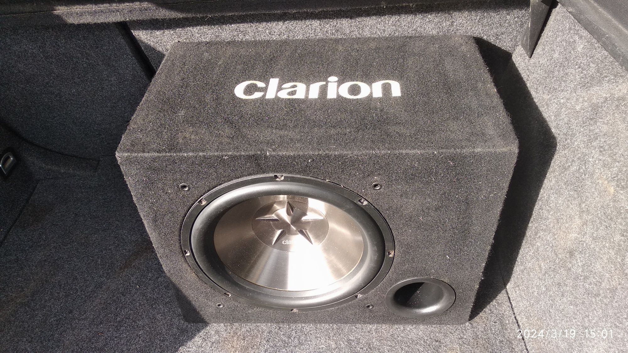 Subwoofer  tuba Clarion 700 W