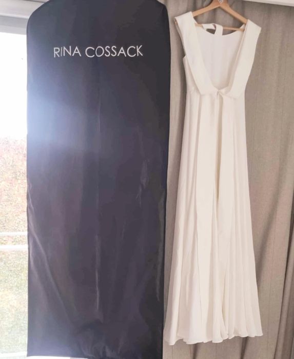 Śliczna Suknia Ślubna Rina Cossack