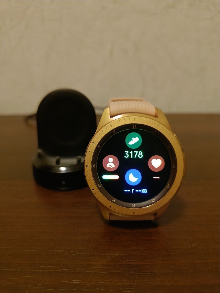 Samsung galaxy watch 42mm sm-r810