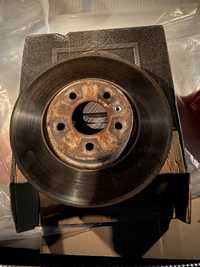 Передні тормозні диски і колодки для автомобіля AUDI Q5