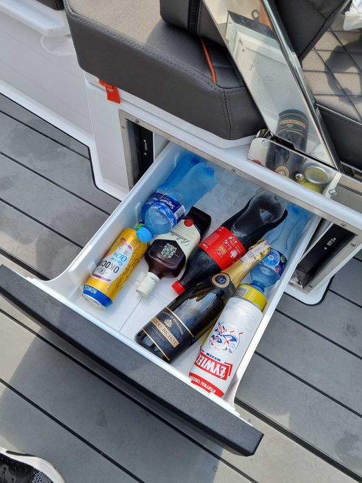 motorówka jacht łódz wynajem charter gdynia sopot gdańsk