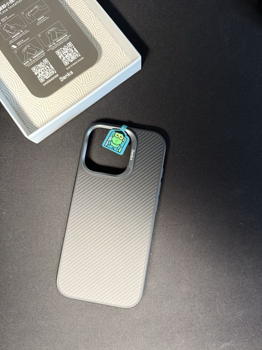 Чехлы AMAZINGthing  Pitaka Apple Benks Spigen Cyrill Kajuk новые