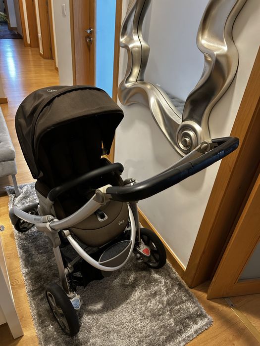 Carrinho Bébéconfort c/ oferta da Babycoque Bebeconfort