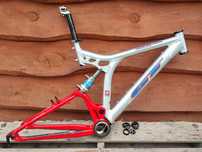 Rama rowerowa GT XCR 2000 I-Drive alu 26" Rock Shox Sid Air Retro MTB