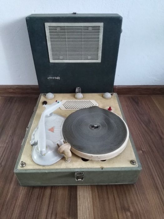 40 - letni Gramofon