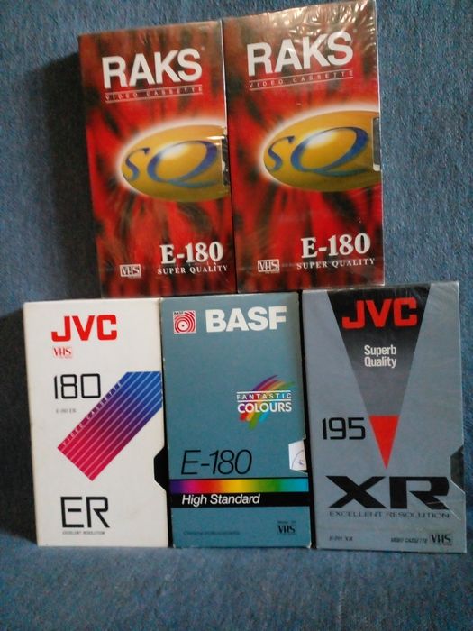 Видеокассеты (коллекция эротики 7шт.)