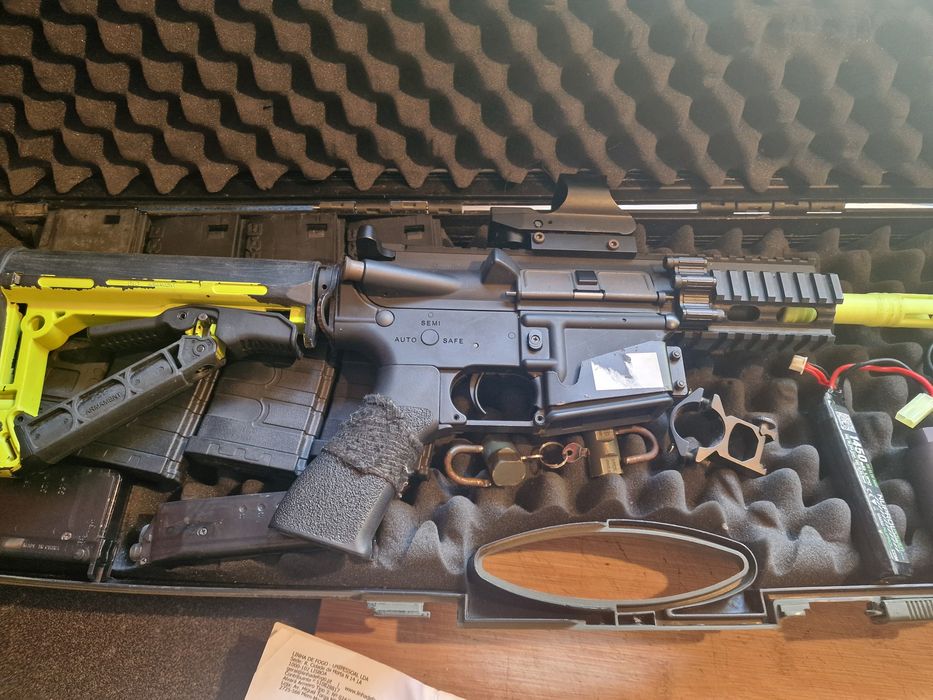 Arma de Airsoft Fire Hawk