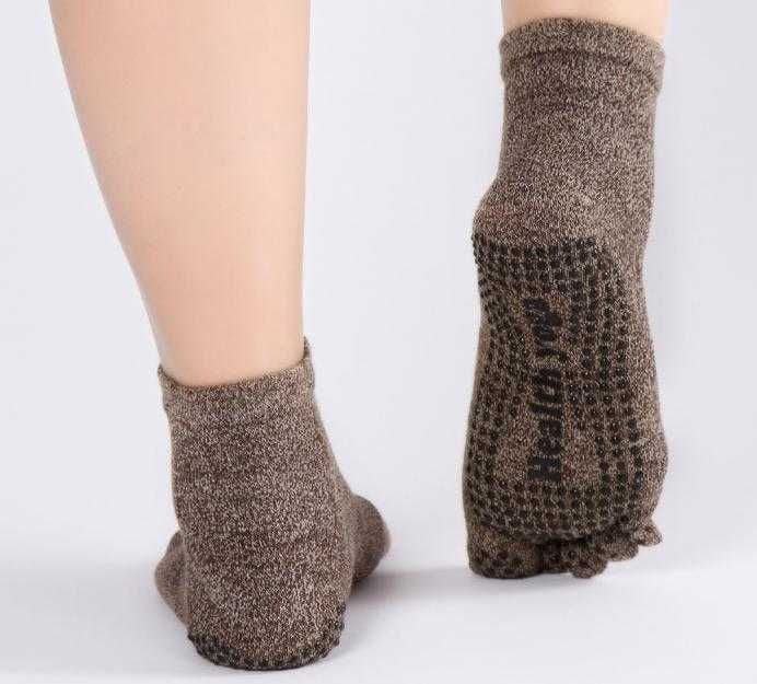 Шкарпетки для Йоги HealthYoga Нековзні до 43 розміру, 5 Кольорів
