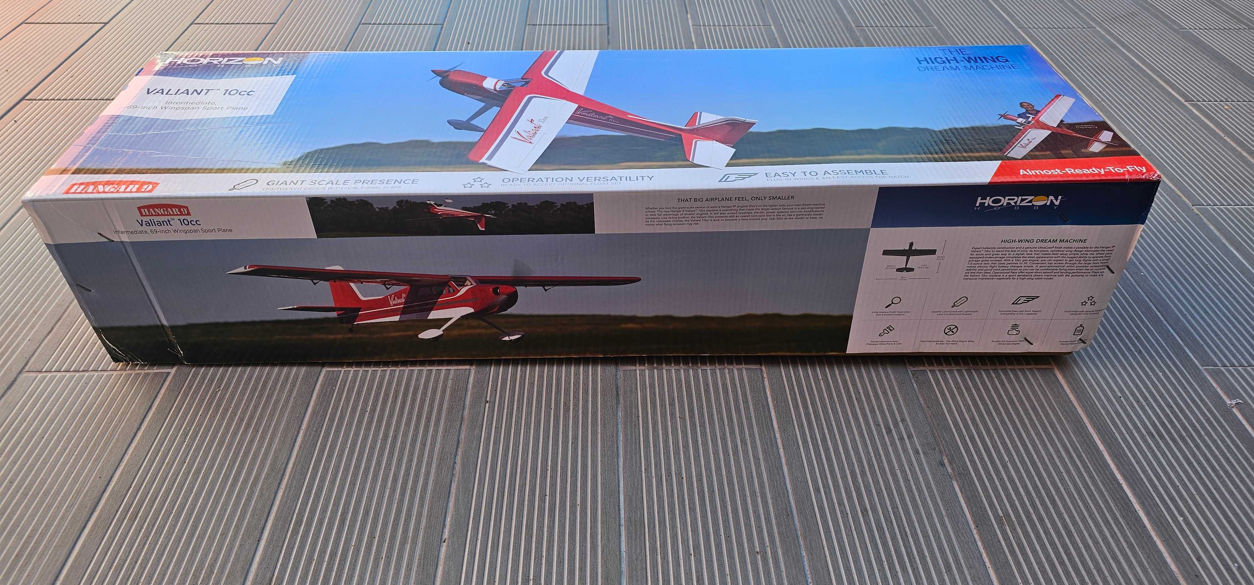 Aeromodelo Valliant 10cc na caixa + Motor OS GGT10 + Flutuadores