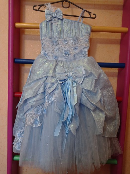 Платье для девочки с аксессуарами