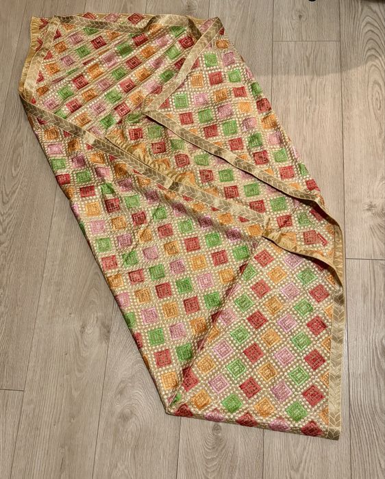 Indyjska narzuta lub chusta wymiary ok. 95cm x 225cm, rekodzieło