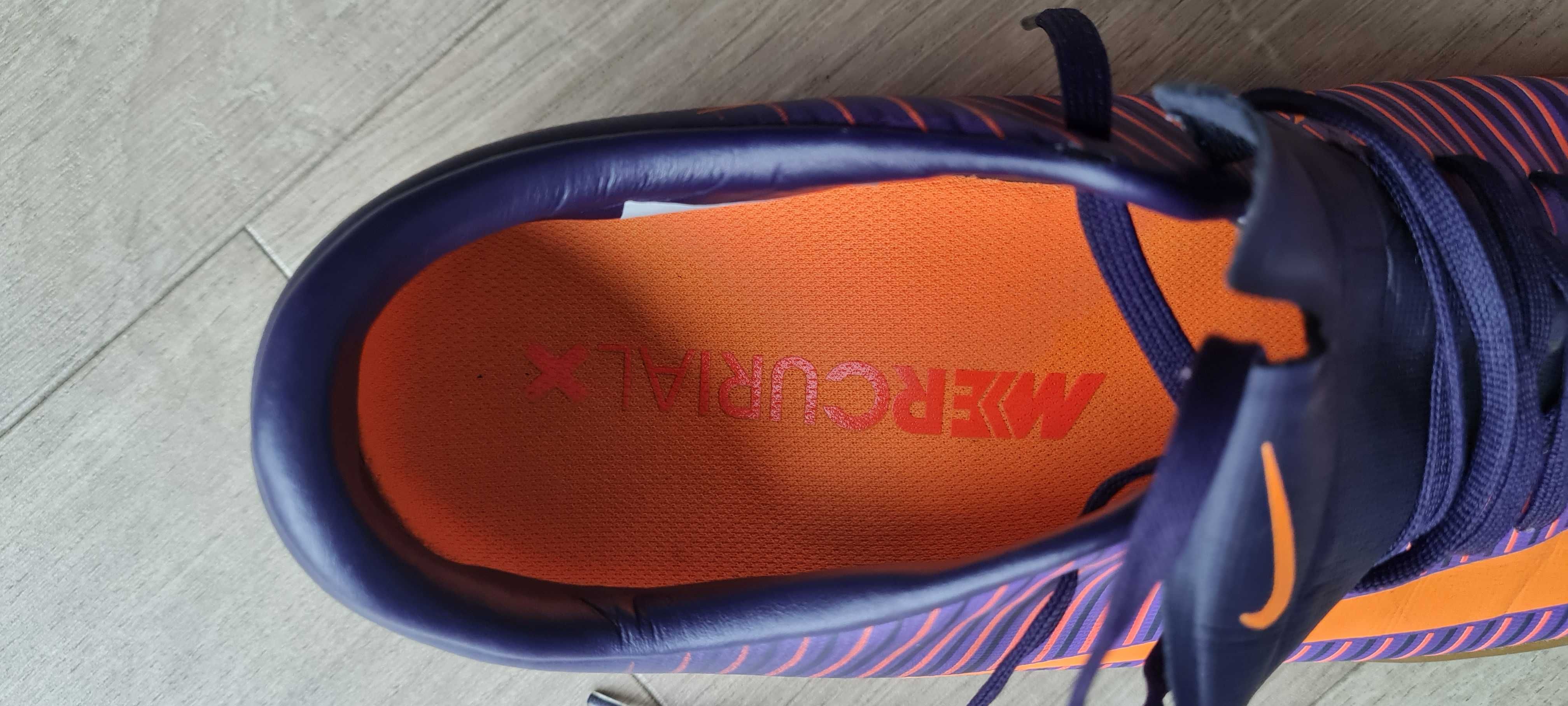 Buty Nike Mercurial roz. 41 halówki