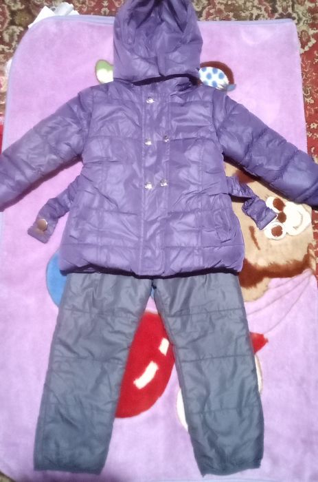 Зимний комбинезон для девочки