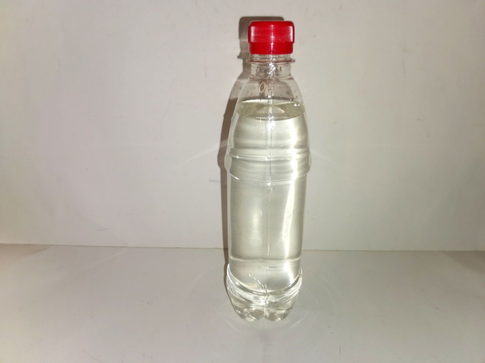 Качественный Изопропиловый спирт 0.5л 99% Китай очиститель линз