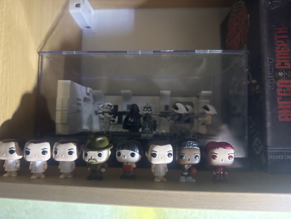 Кіндери осд Вілл 450 грн інші по 50