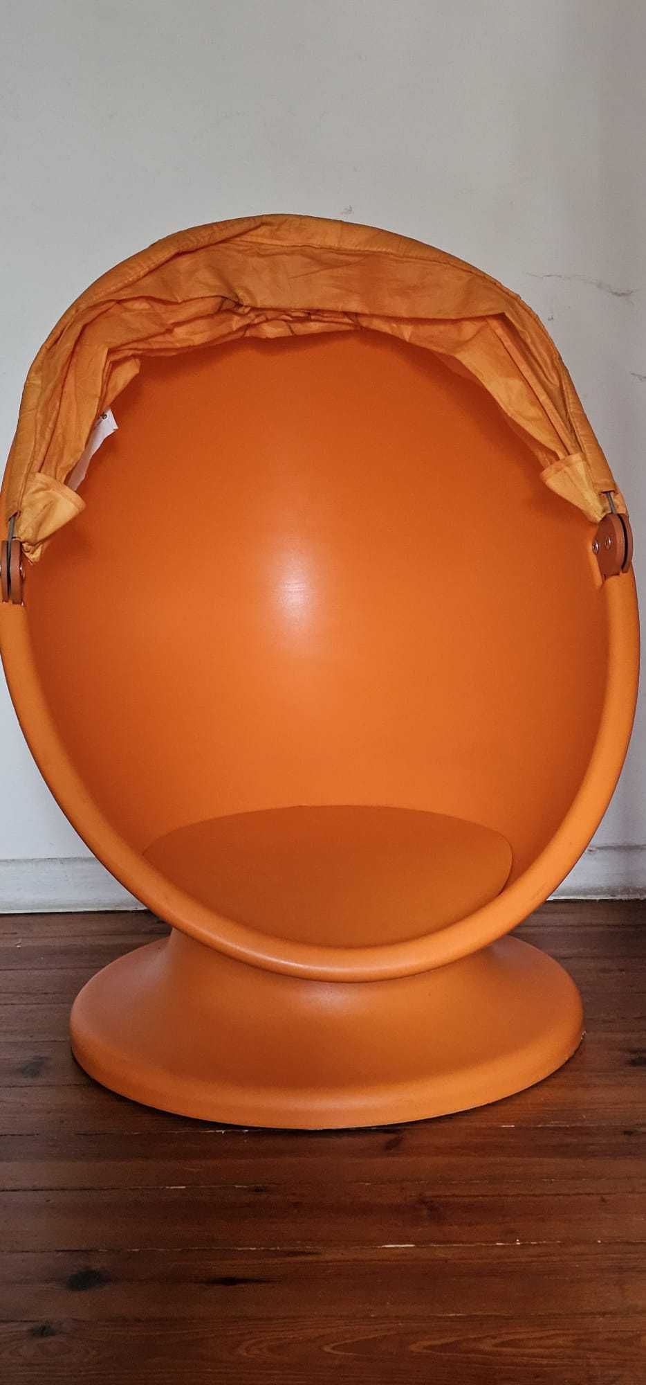 Cadeira giratória para crianças cor laranja IKEA PS LÖMSK