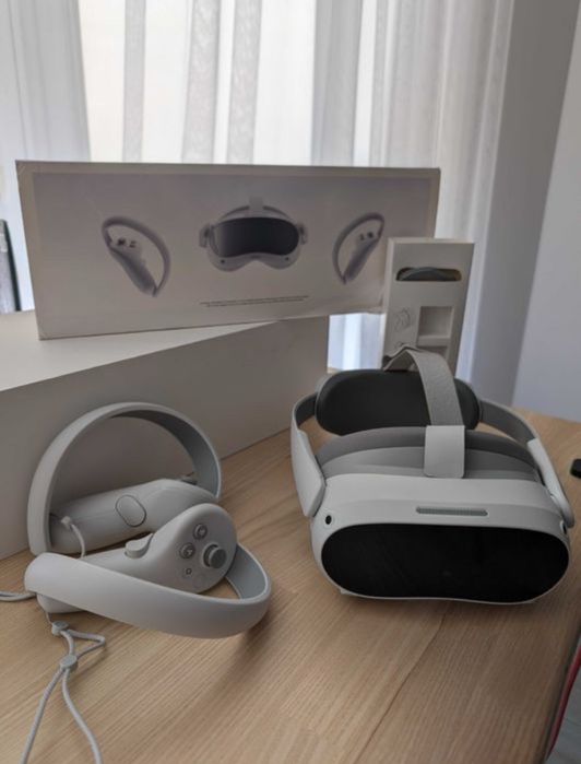 Gogle VR PICO 4 jak nowe